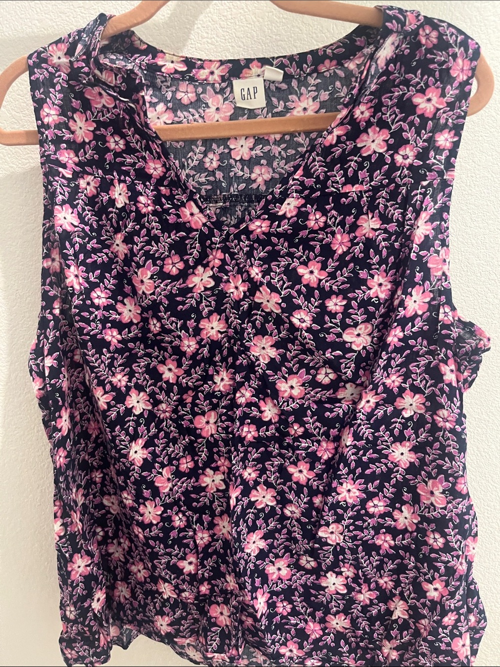 GAP Black Sleeveless Top with Pink Floral Print L